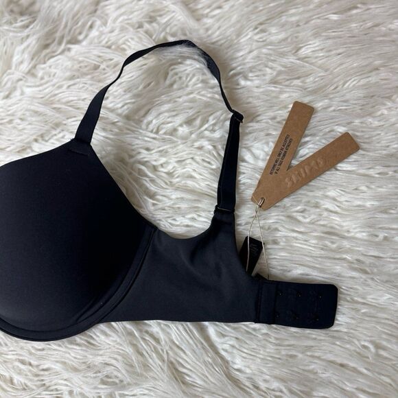 Skims Fits Everybody T-shirt Bra Onyx Size 32DDD - Picture 5 of 9